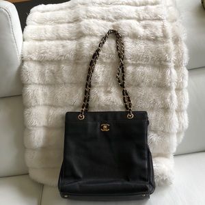 Chanel shoulder bag